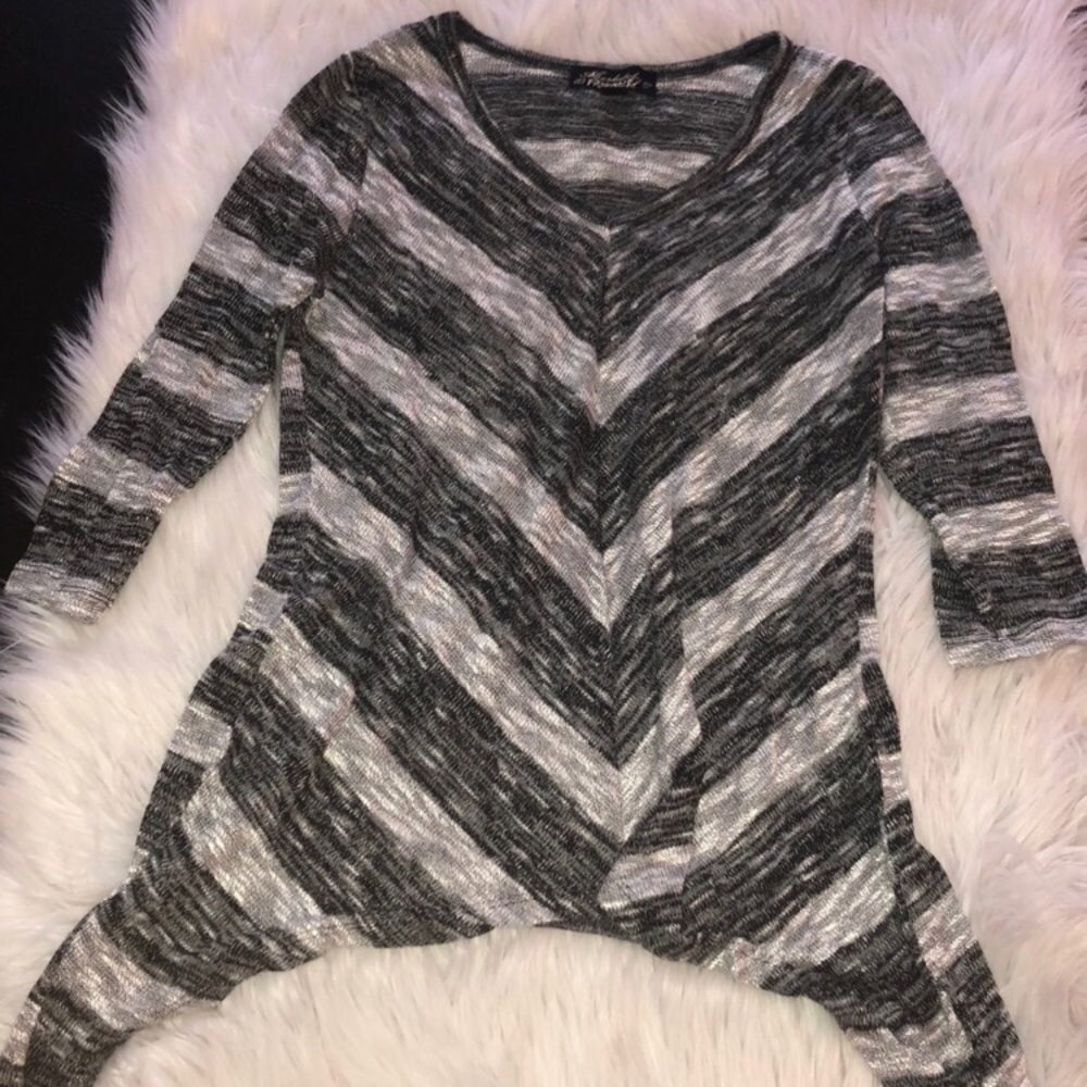 Absolutely Famous Junior’s 3/4 Sleeve Striped Top